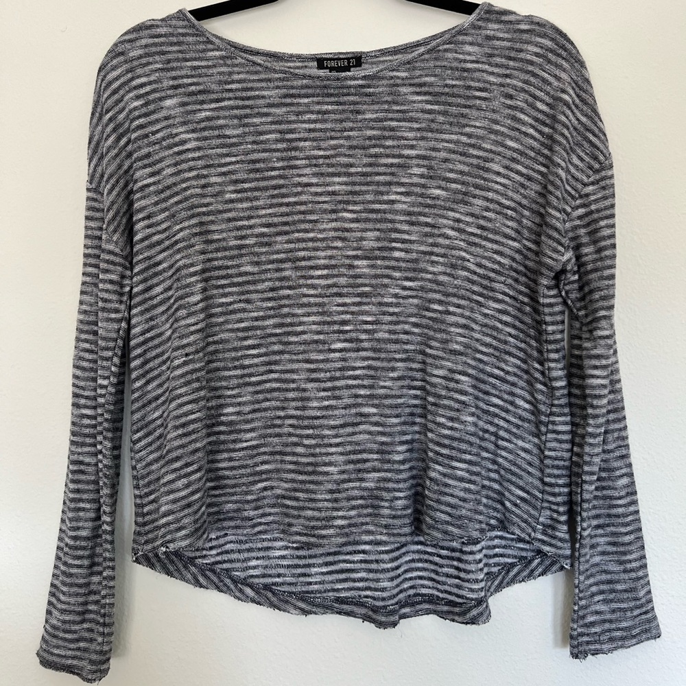 Forever 21 Long Sleeve Top